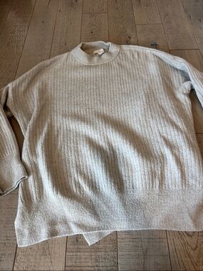 H&M Crewneck Ribbed Sweater - Light Gray